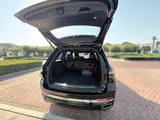 Jeep Grand Cherokee Overland Black - Mint Condition